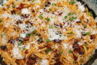 Chili Oil & Caramelized Onion Pasta Recipe for Flavorful Dinner