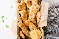 Crispy Paleo Coconut Chicken with Honey-Mustard Sauce (Whole30 Low-Carb)