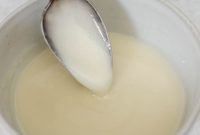 Paleo Coconut Butter Glaze Recipe for Cakes and Donuts