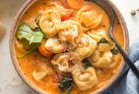 Creamy Tomato Tortellini Soup Recipe: Comforting Weeknight Meal