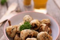 Greek-Style Chicken Spanakopita Meatballs with Tzatziki Sauce