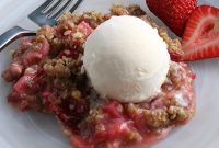 Strawberry Rhubarb Crisp Recipe with Crunchy Oat Topping