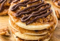 Pecan Pie Cookie Recipe: Chewy Cookies with Cinnamon Glaze