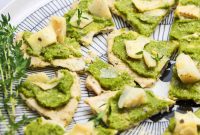 Olive & Artichoke Canapés: Elegant Party Appetizer Recipe