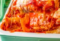 Cheesy Ravioli Lasagna Recipe: Layered Baked Pasta with Marinara