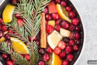 Homemade Christmas Potpourri Recipe for Festive Scented Décor