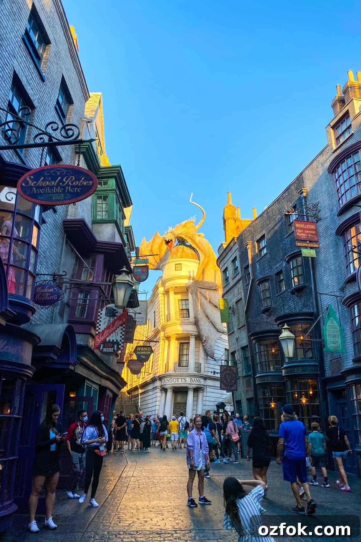 The Leaky Cauldron at Universal Studios Florida: Guide & Tips 10 diagon alley universal studios orlando florida
