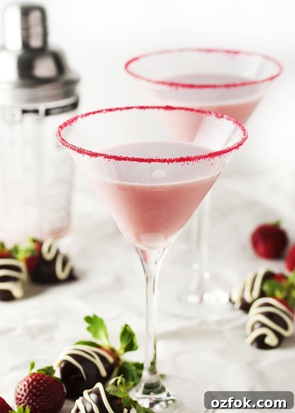 Chocolate-Dipped Strawberry Martini Recipe & Serving Tips 4 Chocolate Covered Strawberry Martini - Intense strawberry flavor is balanced with chocolate and a bit of cream which combine to make an amazing chocolate strawberry martini that is perfect for a romantic night in or a girl's night get-together.