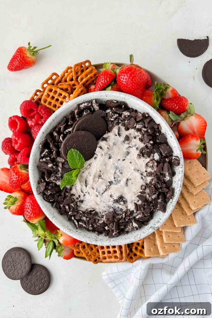 Oreo Muddy Buddies (Oreo Puppy Chow) — No-Bake Chocolate Snack 9 Oreo Dip