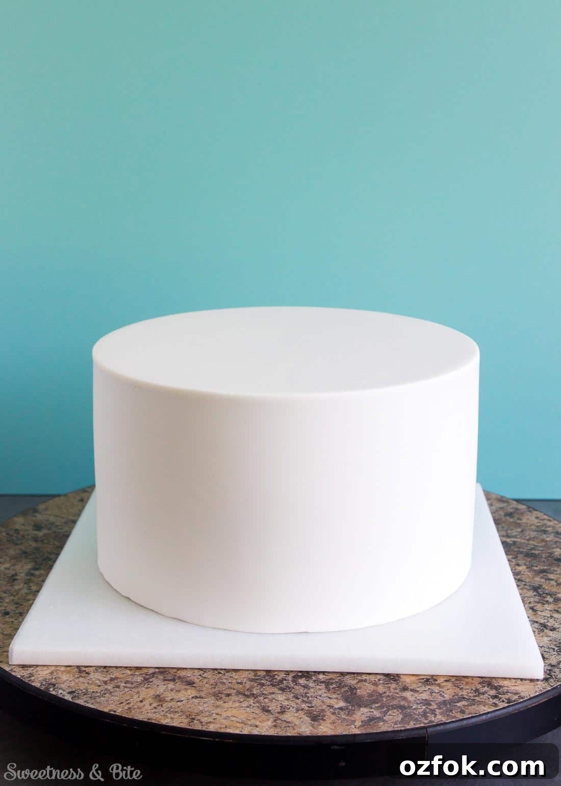 Sprinkle Cake Tutorial - A step by step guide to applying sprinkles to a fondant covered cake ~ Sweetness and Bite