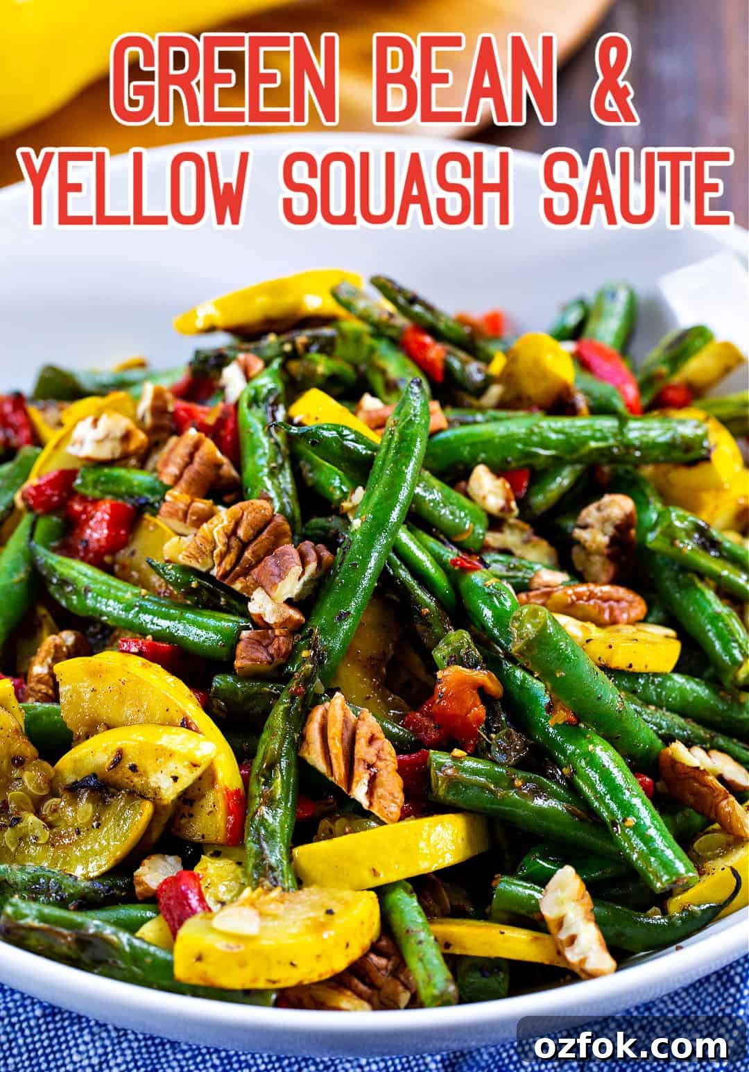 Sautéed Green Beans and Yellow Squash with Garlic and Lemon 4 Green Bean and Yellow Squash Saute in a bowl.