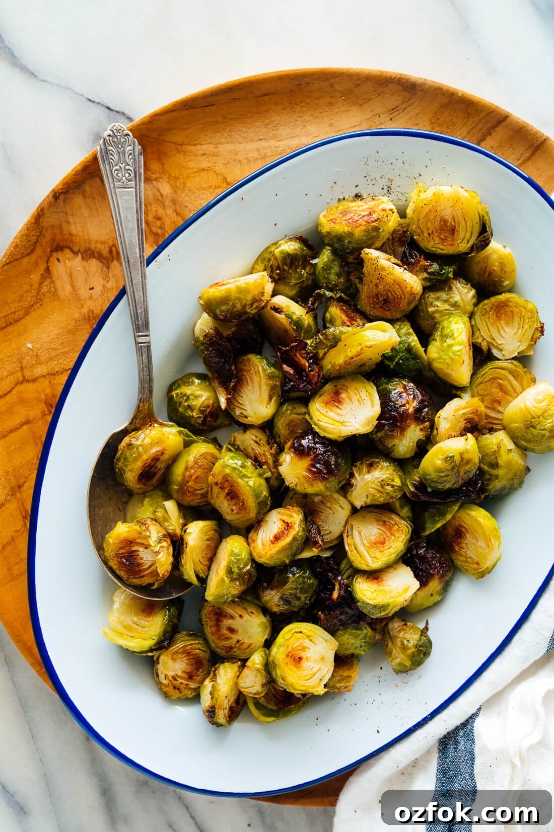 Crispy Oven-Roasted Brussels Sprouts with Balsamic Glaze 2 best roasted brussels sprouts recipe