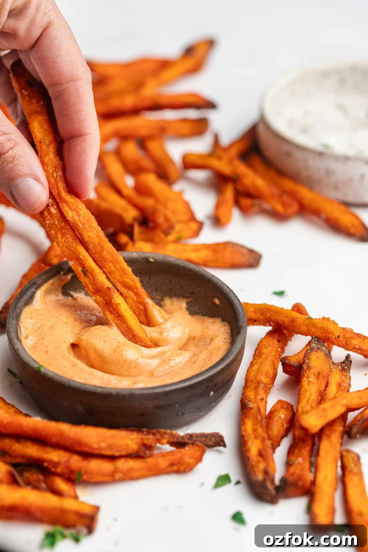 Crispy Air Fryer Frozen Sweet Potato Fries in Minutes 5 Serving sweet potato fries