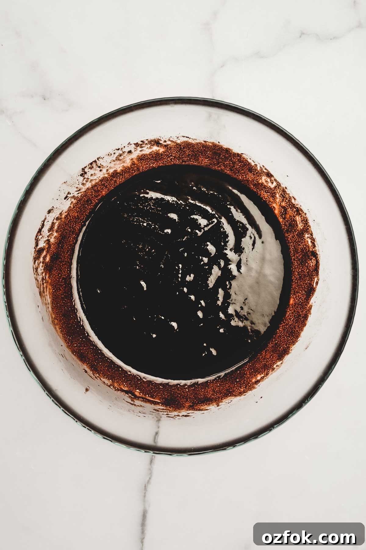 How to Make Brookies: Fudgy Brownie + Chewy Cookie Recipe 6 Bol avec chocolat