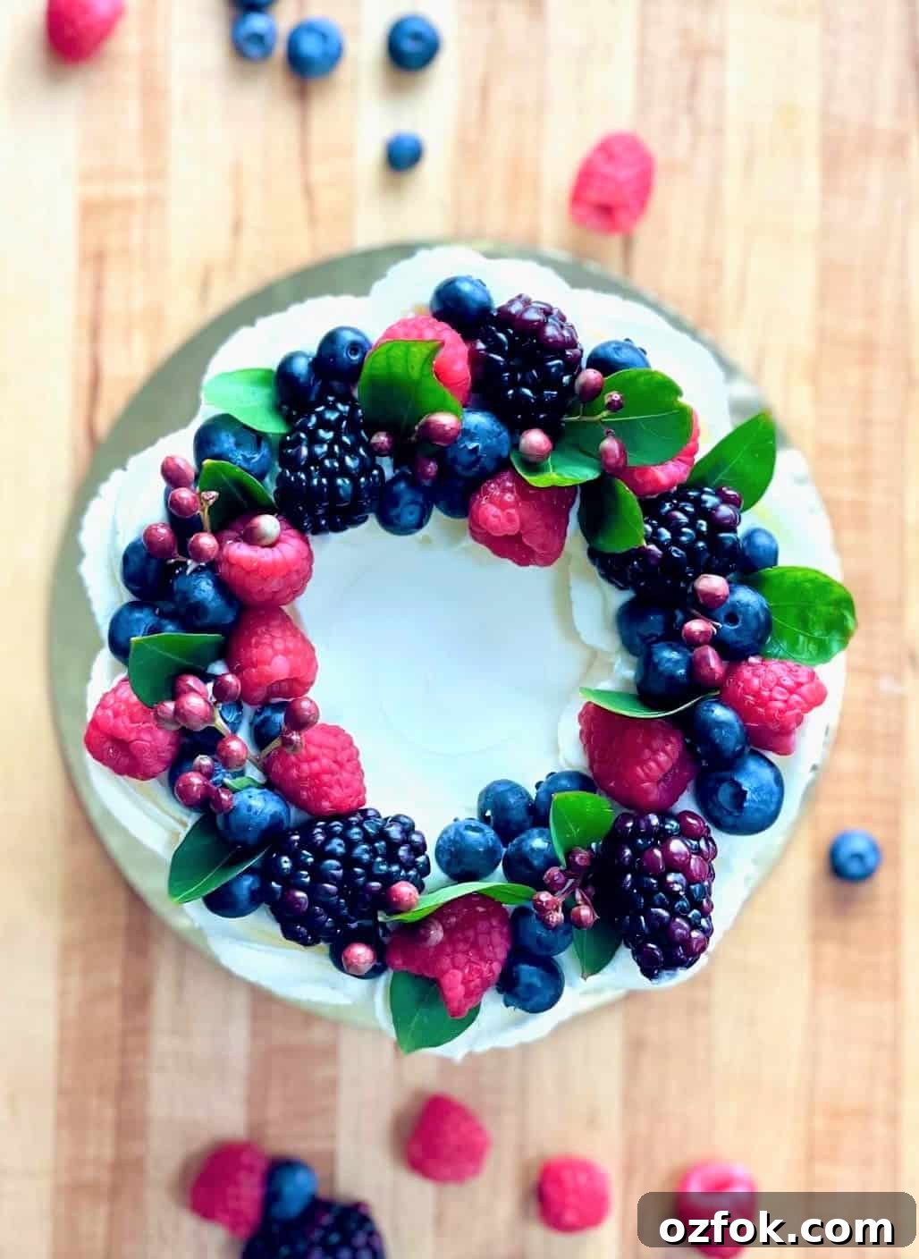 Vanilla Almond Cake Berries 'n' Cream