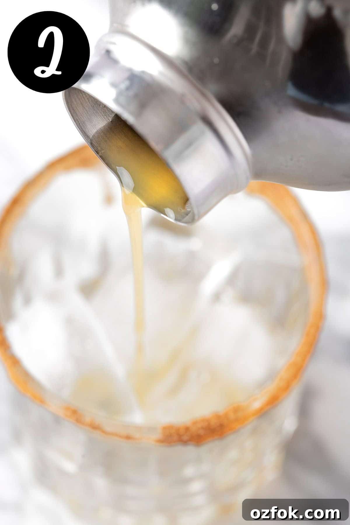 Apple Cider Margarita Recipe: Spiced Fall Cocktail Guide 5 A process photo illustrating step 2.