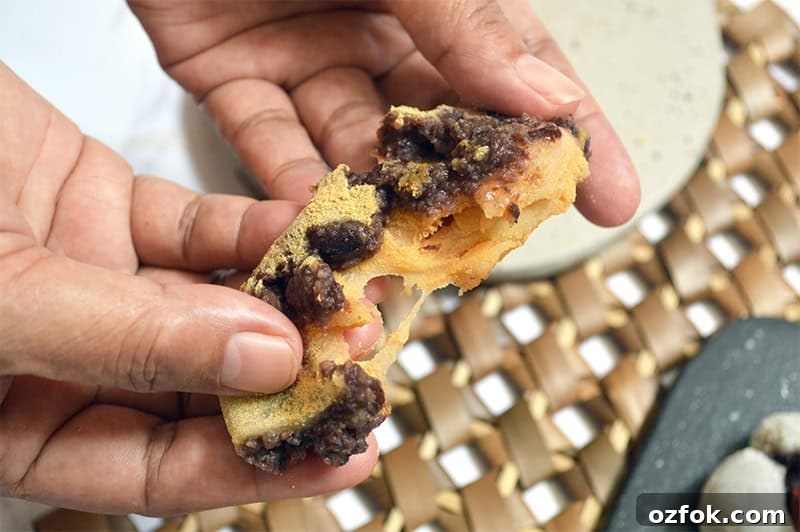 Kinako Red Bean Mochi Recipe: Chewy Japanese Sweet Treat 8 red bean mochi with kinako