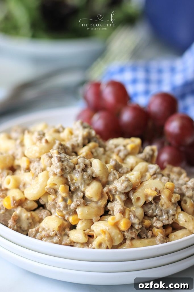 Homemade Cheeseburger Helper Recipe: Quick Weeknight Skillet 3 This Homemade Hamburger Helper is packed with the flavor we all know and love! Pasta and ground beef covered in a creamy, cheesy sauce.